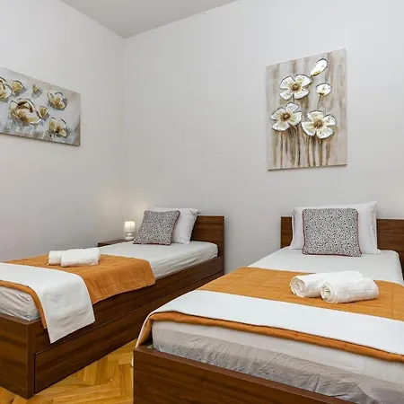 Marcelo Apartment